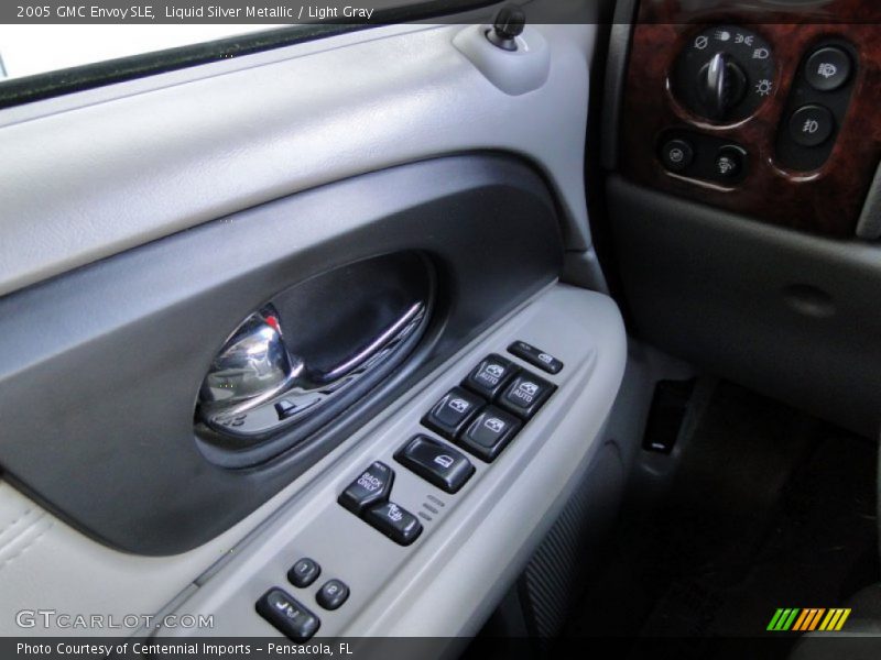 Liquid Silver Metallic / Light Gray 2005 GMC Envoy SLE