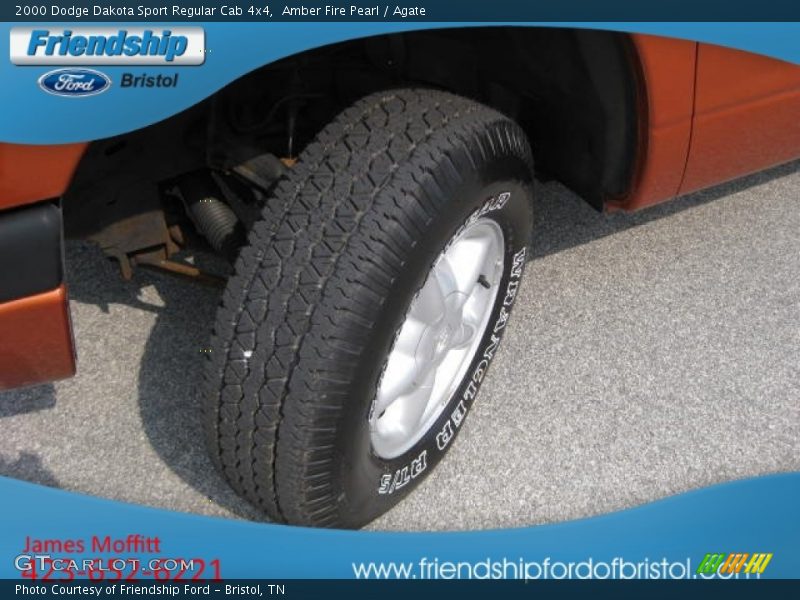 Amber Fire Pearl / Agate 2000 Dodge Dakota Sport Regular Cab 4x4