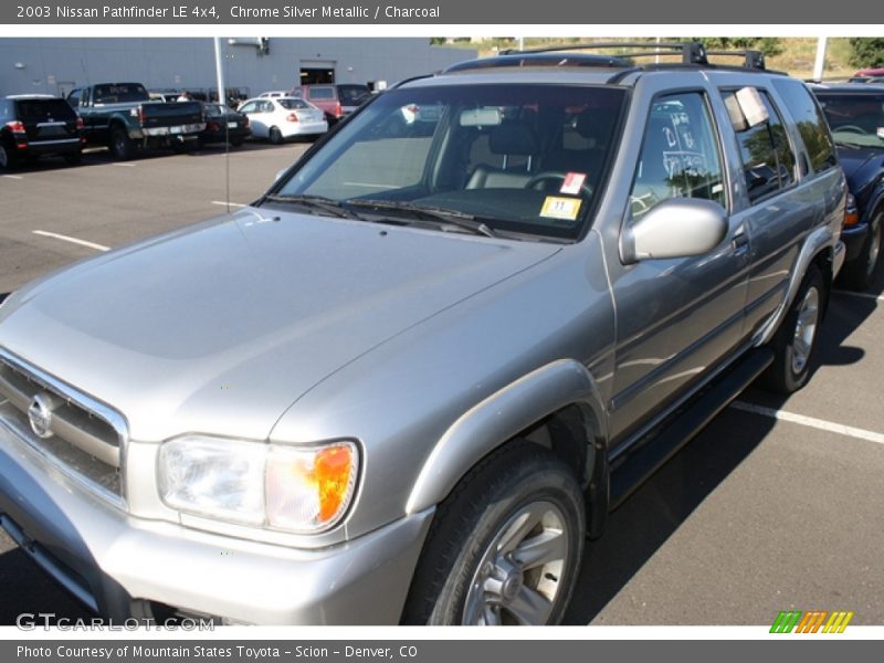 Chrome Silver Metallic / Charcoal 2003 Nissan Pathfinder LE 4x4