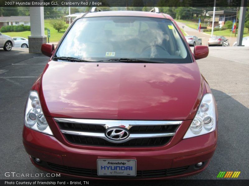 Cranberry Red / Beige 2007 Hyundai Entourage GLS