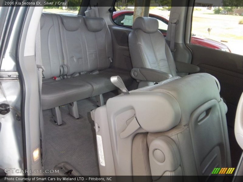 Silver / Gray 2006 Kia Sedona EX