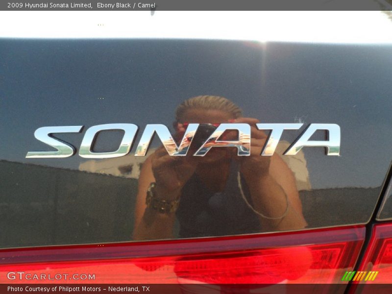 Ebony Black / Camel 2009 Hyundai Sonata Limited