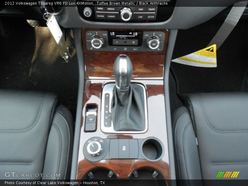  2012 Touareg VR6 FSI Lux 4XMotion 8 Speed Tiptronic Automatic Shifter