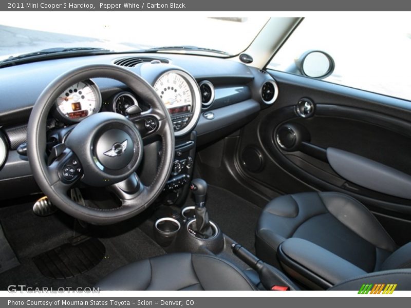 Pepper White / Carbon Black 2011 Mini Cooper S Hardtop
