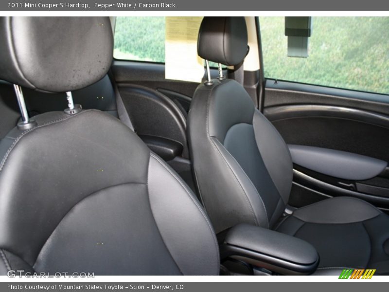 Pepper White / Carbon Black 2011 Mini Cooper S Hardtop