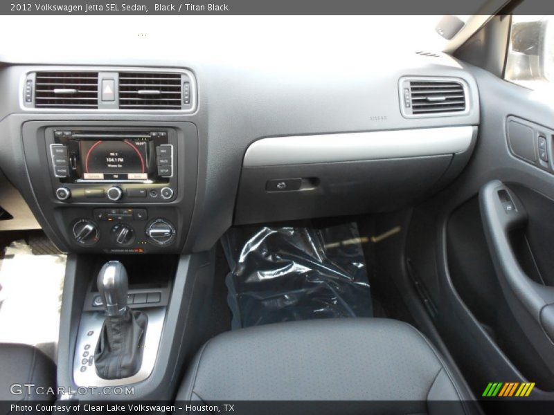 Black / Titan Black 2012 Volkswagen Jetta SEL Sedan