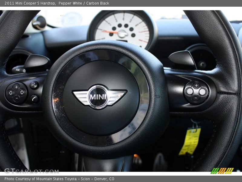 Pepper White / Carbon Black 2011 Mini Cooper S Hardtop