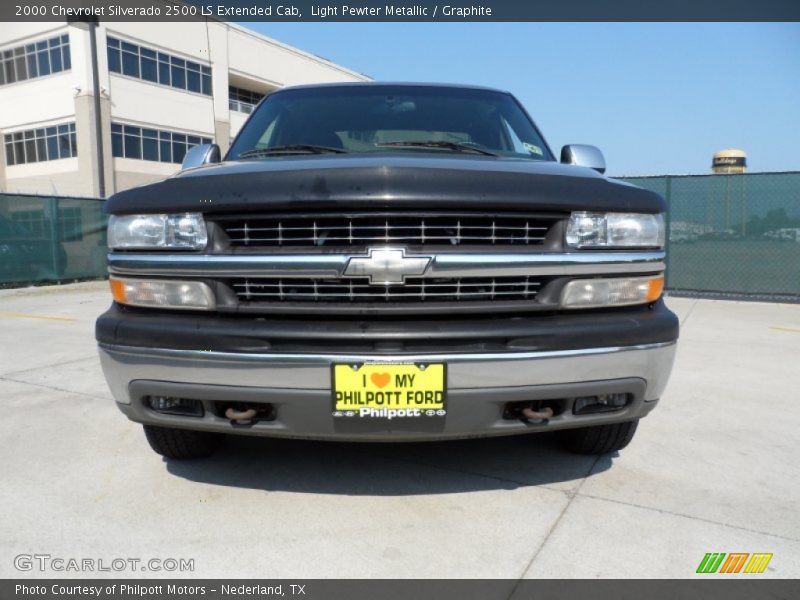 Light Pewter Metallic / Graphite 2000 Chevrolet Silverado 2500 LS Extended Cab