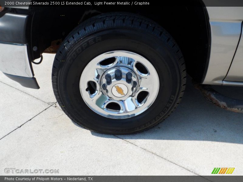 Light Pewter Metallic / Graphite 2000 Chevrolet Silverado 2500 LS Extended Cab