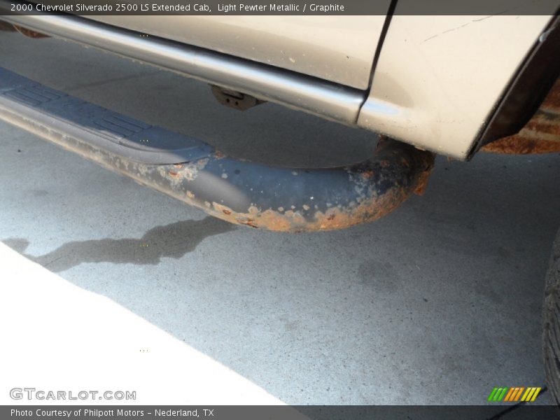 Light Pewter Metallic / Graphite 2000 Chevrolet Silverado 2500 LS Extended Cab