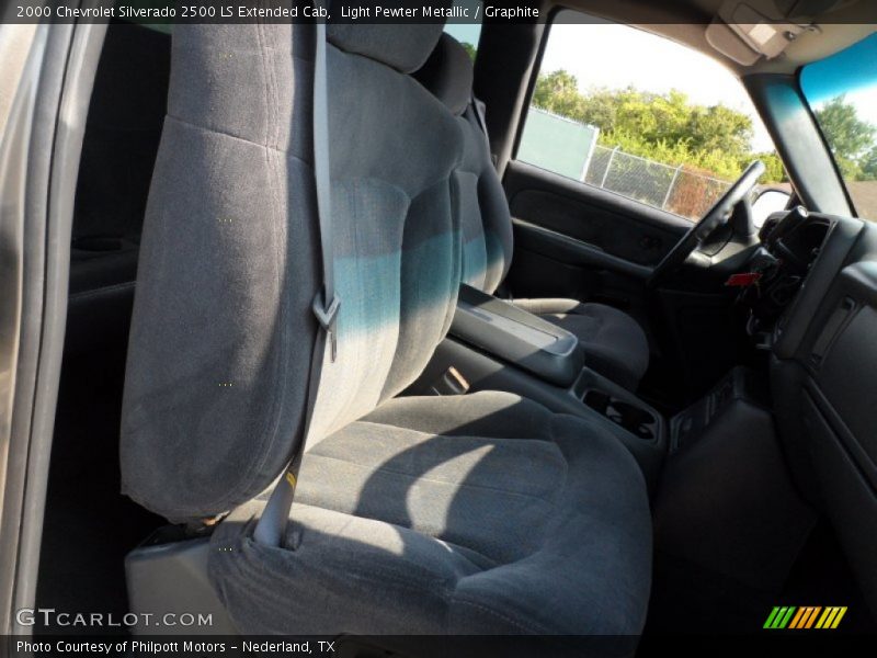 Light Pewter Metallic / Graphite 2000 Chevrolet Silverado 2500 LS Extended Cab