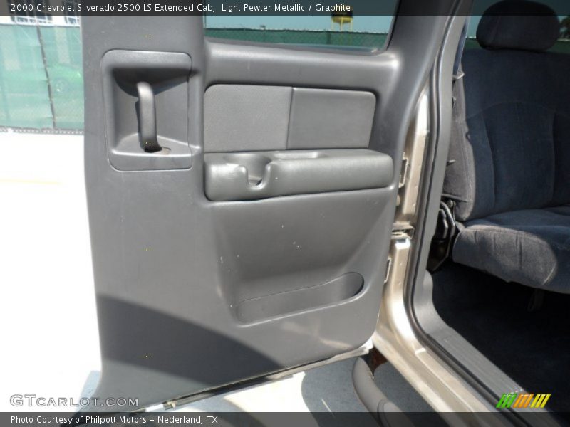 Light Pewter Metallic / Graphite 2000 Chevrolet Silverado 2500 LS Extended Cab