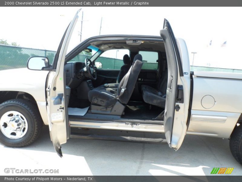 Light Pewter Metallic / Graphite 2000 Chevrolet Silverado 2500 LS Extended Cab