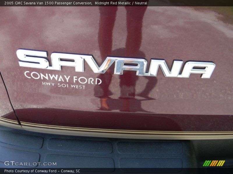 Midnight Red Metallic / Neutral 2005 GMC Savana Van 1500 Passenger Conversion