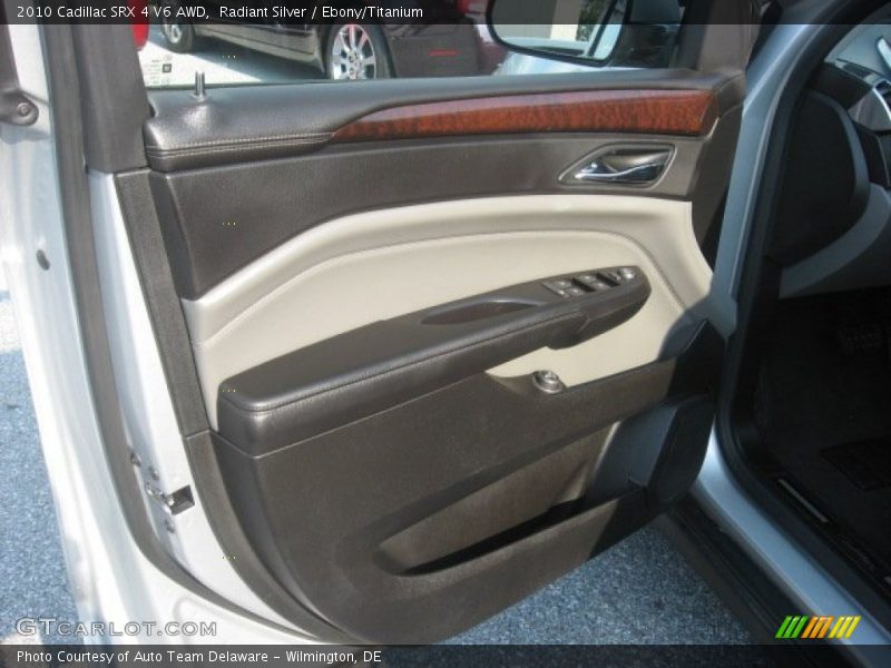 Radiant Silver / Ebony/Titanium 2010 Cadillac SRX 4 V6 AWD