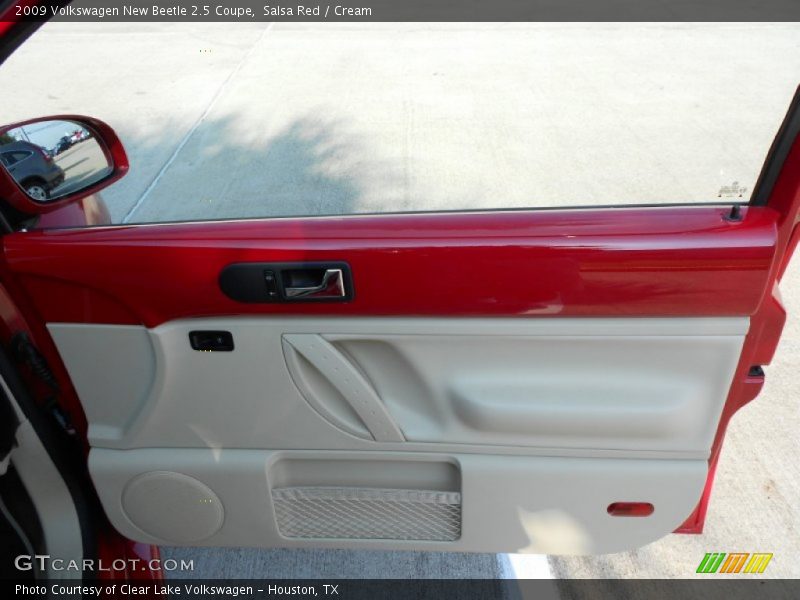 Salsa Red / Cream 2009 Volkswagen New Beetle 2.5 Coupe
