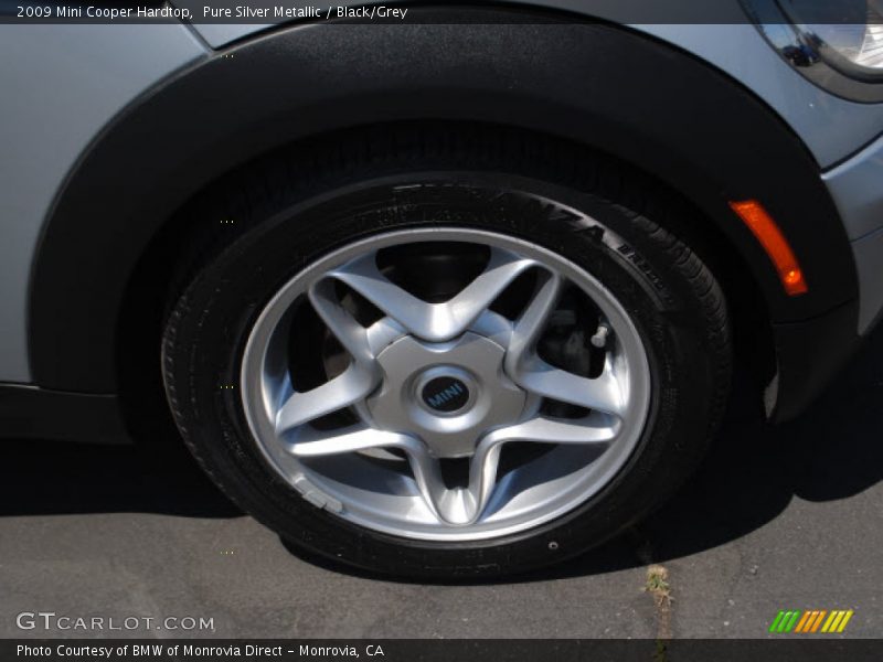 Pure Silver Metallic / Black/Grey 2009 Mini Cooper Hardtop