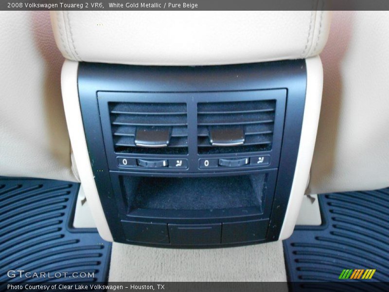White Gold Metallic / Pure Beige 2008 Volkswagen Touareg 2 VR6