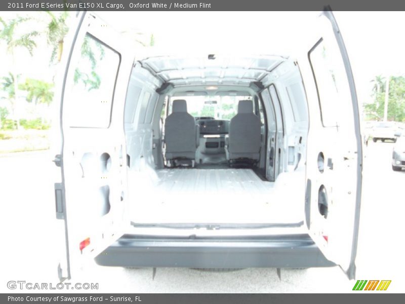 Oxford White / Medium Flint 2011 Ford E Series Van E150 XL Cargo