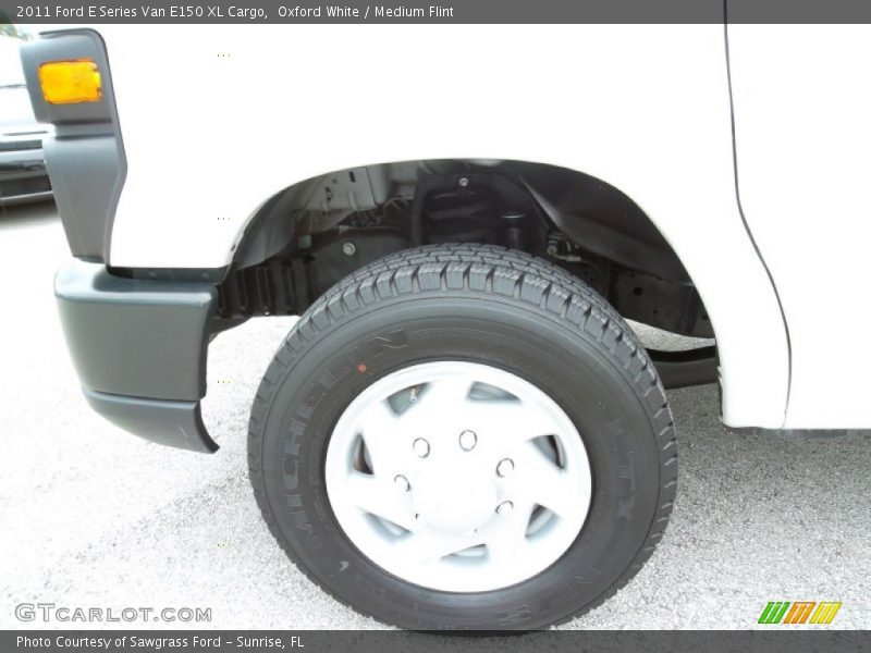 Oxford White / Medium Flint 2011 Ford E Series Van E150 XL Cargo