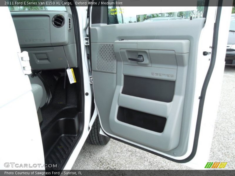 Oxford White / Medium Flint 2011 Ford E Series Van E150 XL Cargo