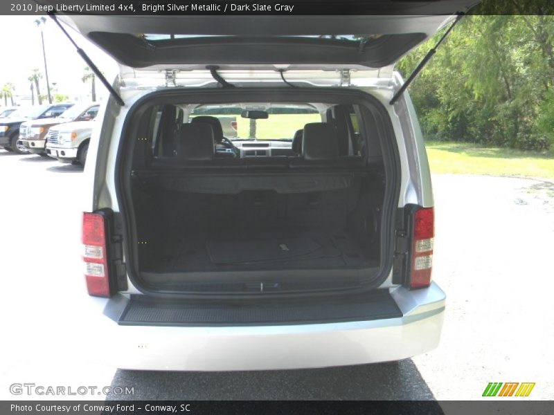 Bright Silver Metallic / Dark Slate Gray 2010 Jeep Liberty Limited 4x4