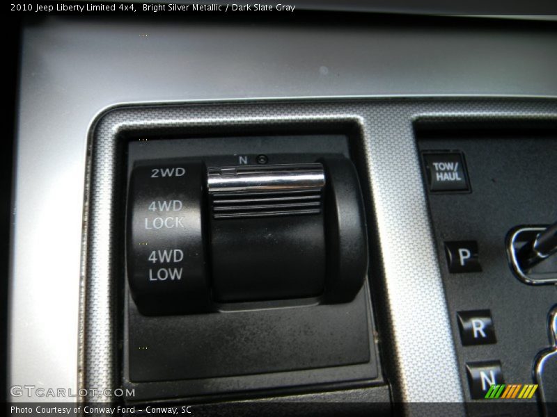 Bright Silver Metallic / Dark Slate Gray 2010 Jeep Liberty Limited 4x4