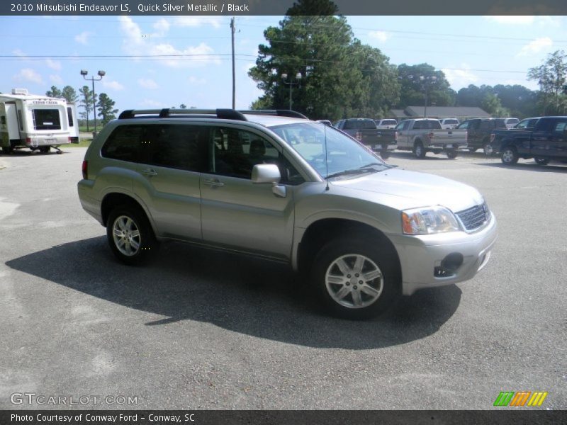 Quick Silver Metallic / Black 2010 Mitsubishi Endeavor LS