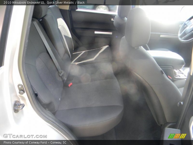 Quick Silver Metallic / Black 2010 Mitsubishi Endeavor LS