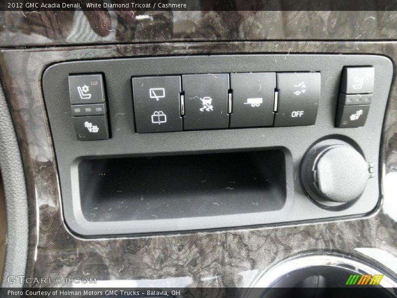 Controls of 2012 Acadia Denali