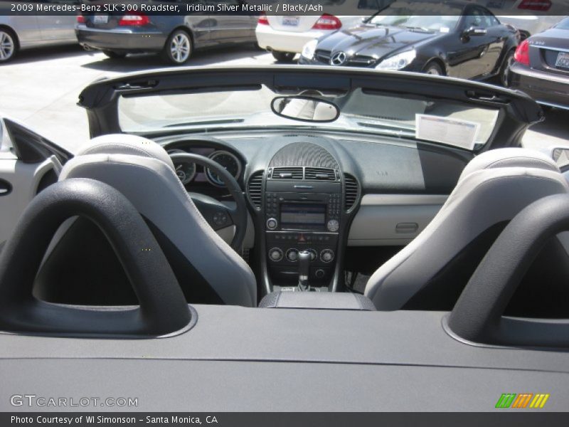 Iridium Silver Metallic / Black/Ash 2009 Mercedes-Benz SLK 300 Roadster
