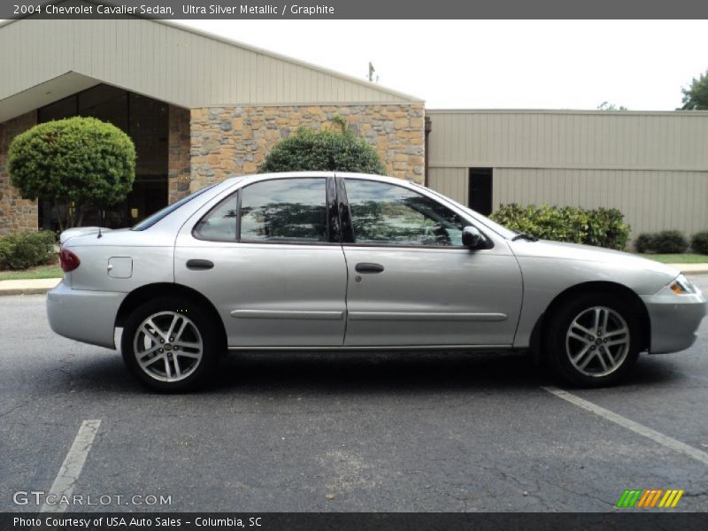 Ultra Silver Metallic / Graphite 2004 Chevrolet Cavalier Sedan