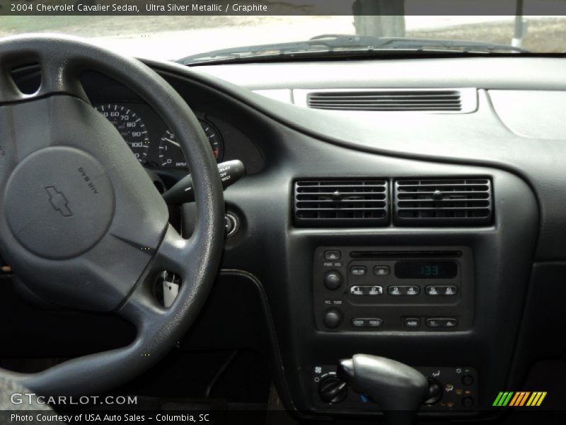 Ultra Silver Metallic / Graphite 2004 Chevrolet Cavalier Sedan