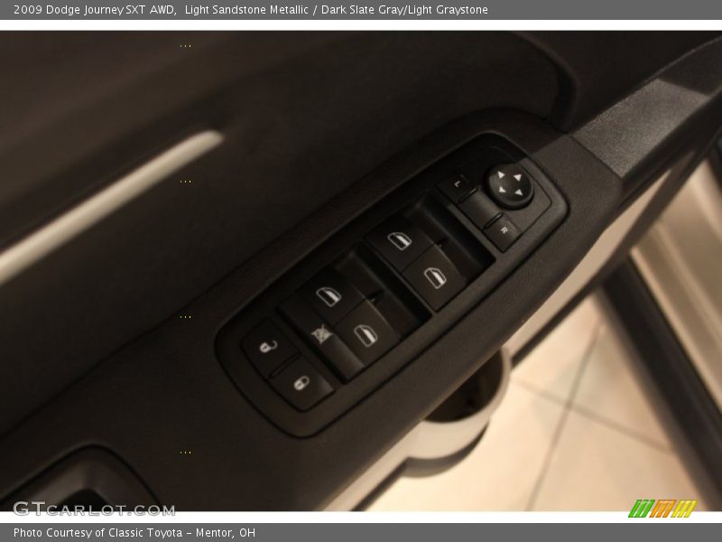 Light Sandstone Metallic / Dark Slate Gray/Light Graystone 2009 Dodge Journey SXT AWD