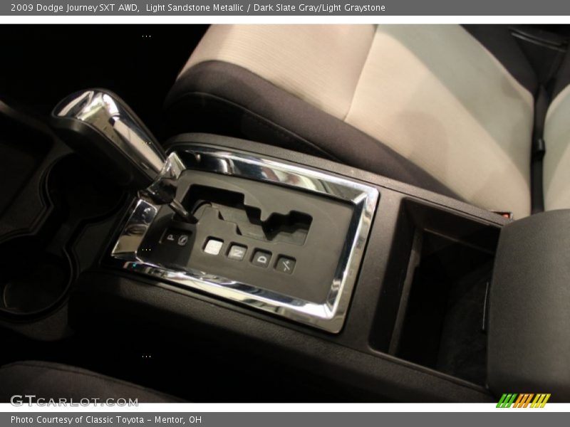 Light Sandstone Metallic / Dark Slate Gray/Light Graystone 2009 Dodge Journey SXT AWD