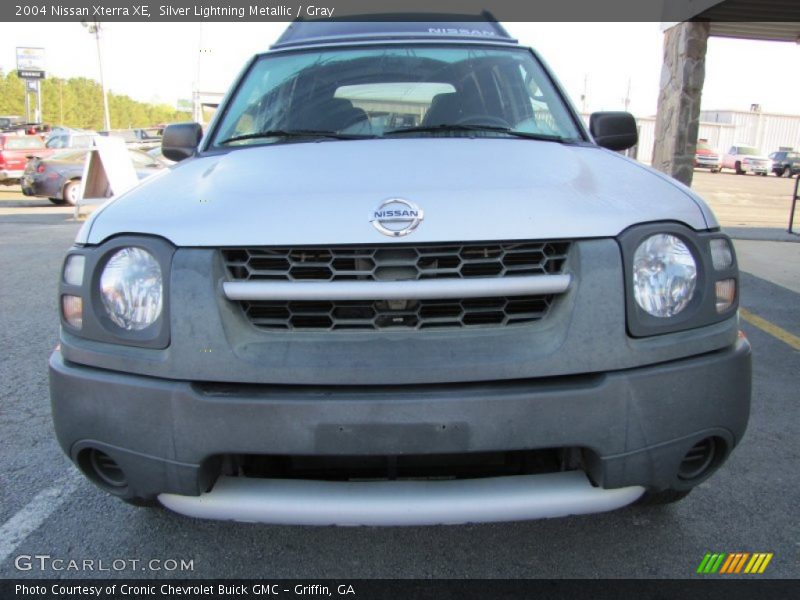 Silver Lightning Metallic / Gray 2004 Nissan Xterra XE