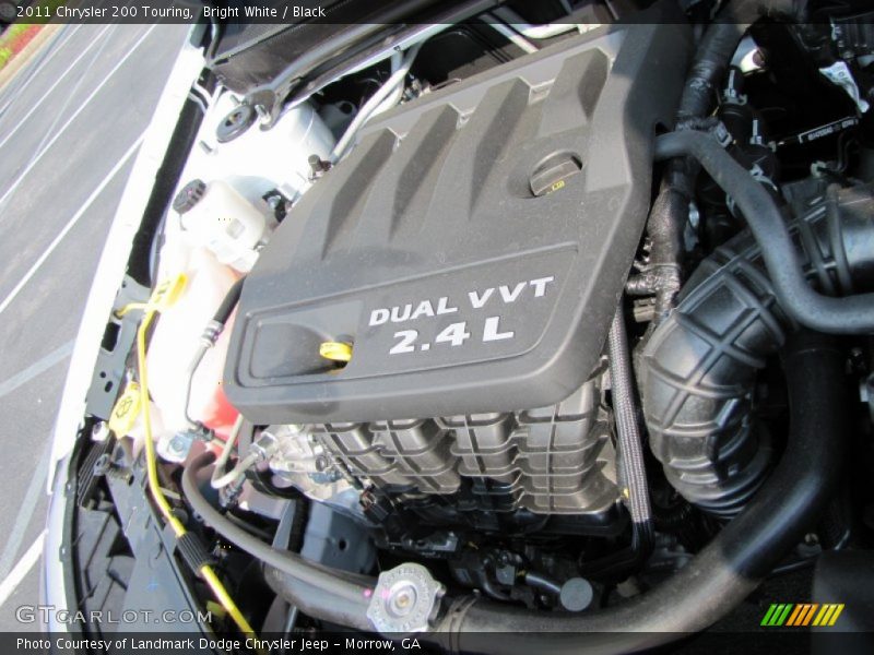 Bright White / Black 2011 Chrysler 200 Touring