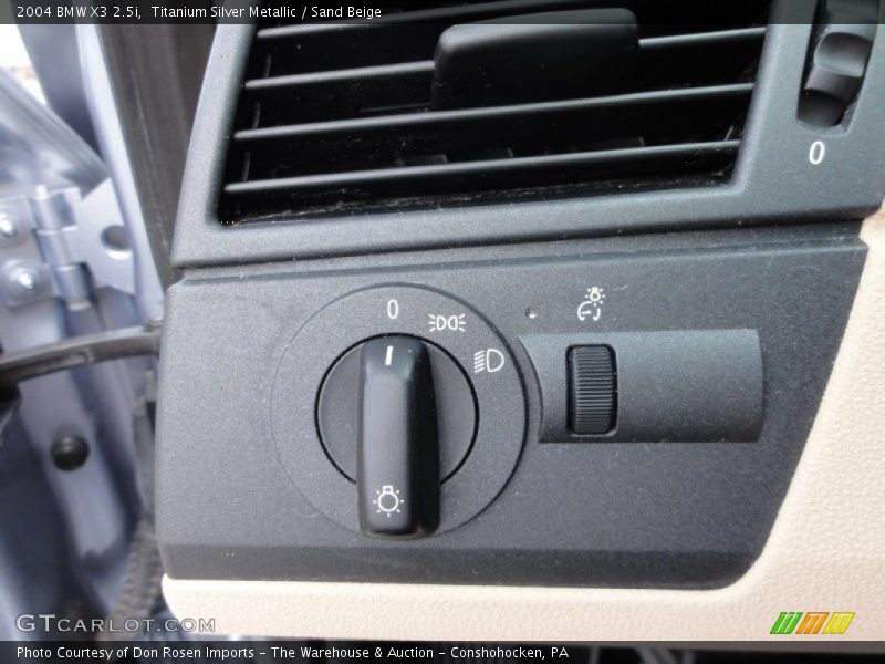 Titanium Silver Metallic / Sand Beige 2004 BMW X3 2.5i