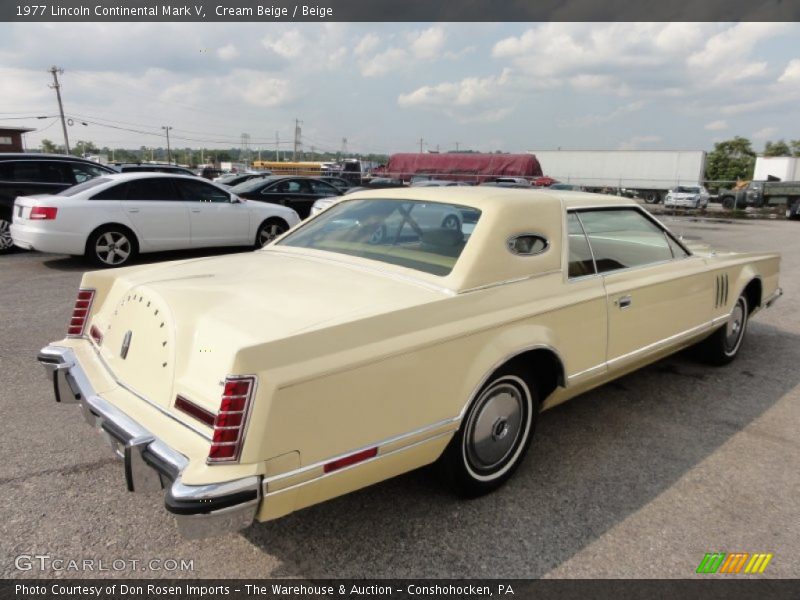 Cream Beige / Beige 1977 Lincoln Continental Mark V