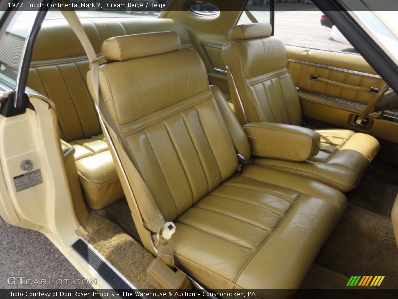 Cream Beige / Beige 1977 Lincoln Continental Mark V