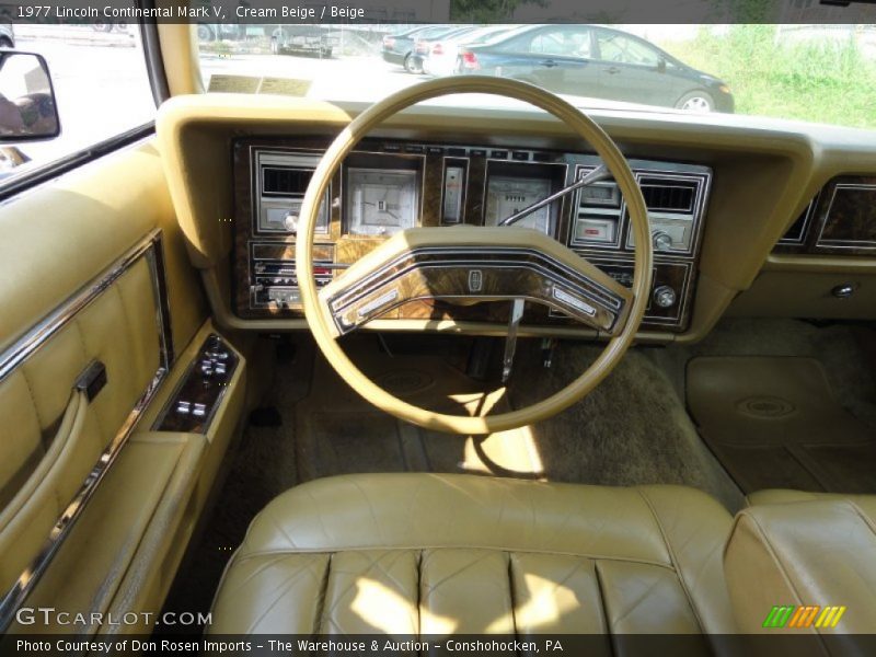 Cream Beige / Beige 1977 Lincoln Continental Mark V