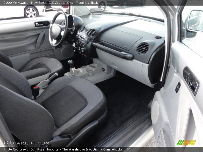 Silver Metallic / Black 2000 Volkswagen New Beetle GLS Coupe
