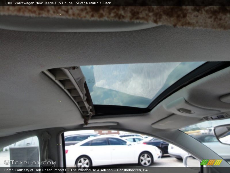 Silver Metallic / Black 2000 Volkswagen New Beetle GLS Coupe
