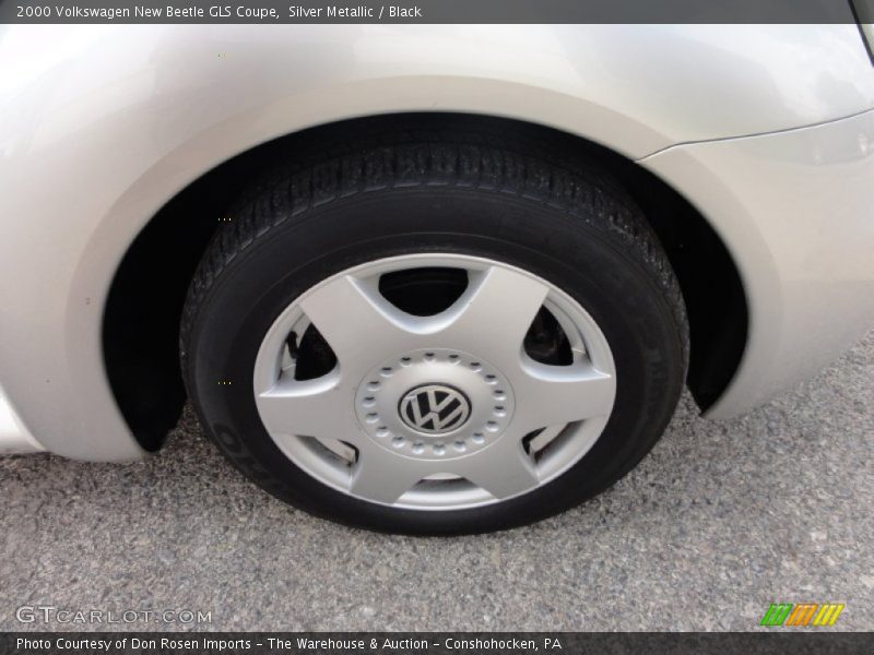 Silver Metallic / Black 2000 Volkswagen New Beetle GLS Coupe
