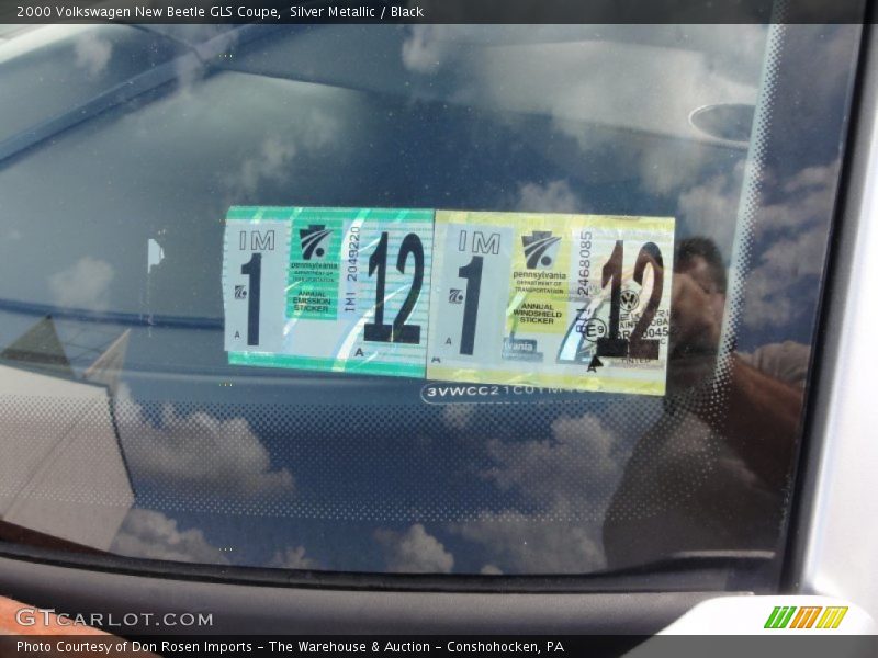 Silver Metallic / Black 2000 Volkswagen New Beetle GLS Coupe