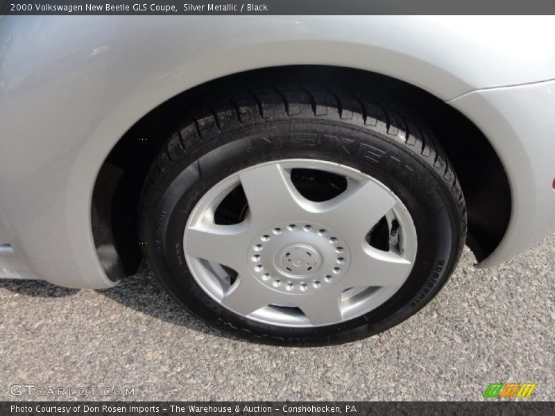 Silver Metallic / Black 2000 Volkswagen New Beetle GLS Coupe