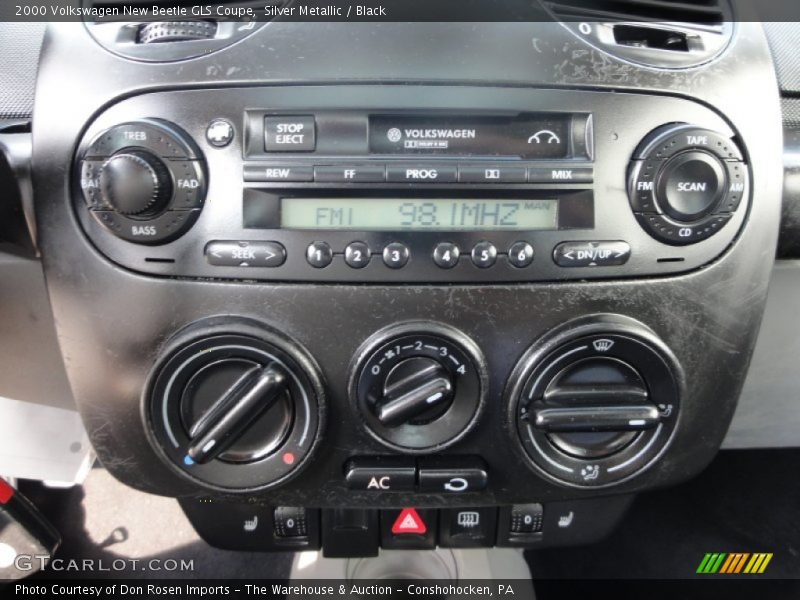 Silver Metallic / Black 2000 Volkswagen New Beetle GLS Coupe