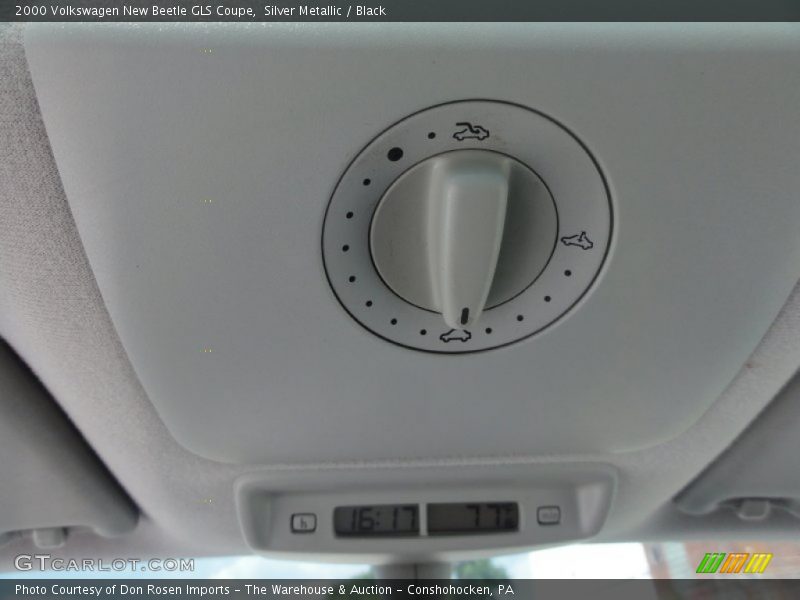 Silver Metallic / Black 2000 Volkswagen New Beetle GLS Coupe