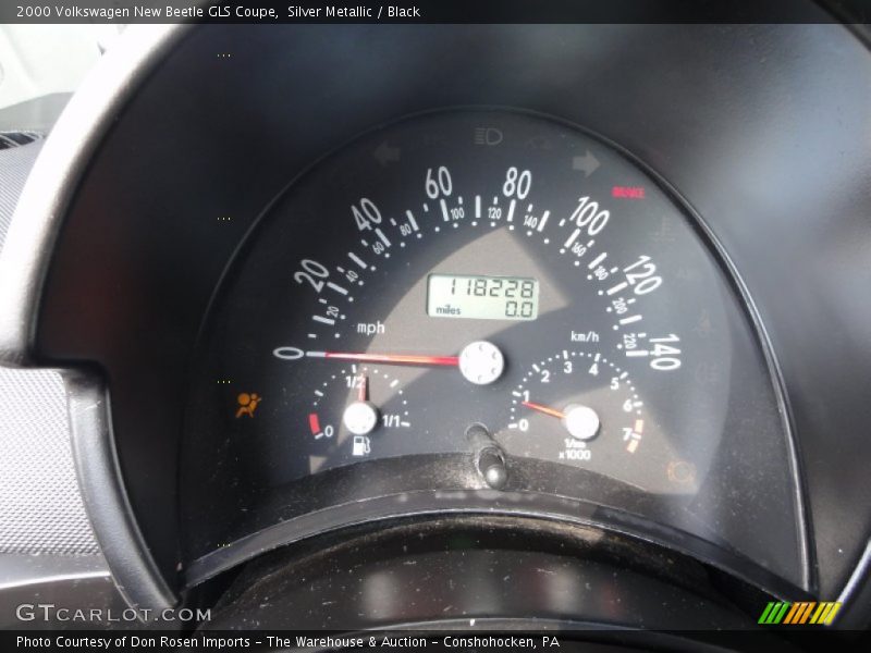 Silver Metallic / Black 2000 Volkswagen New Beetle GLS Coupe