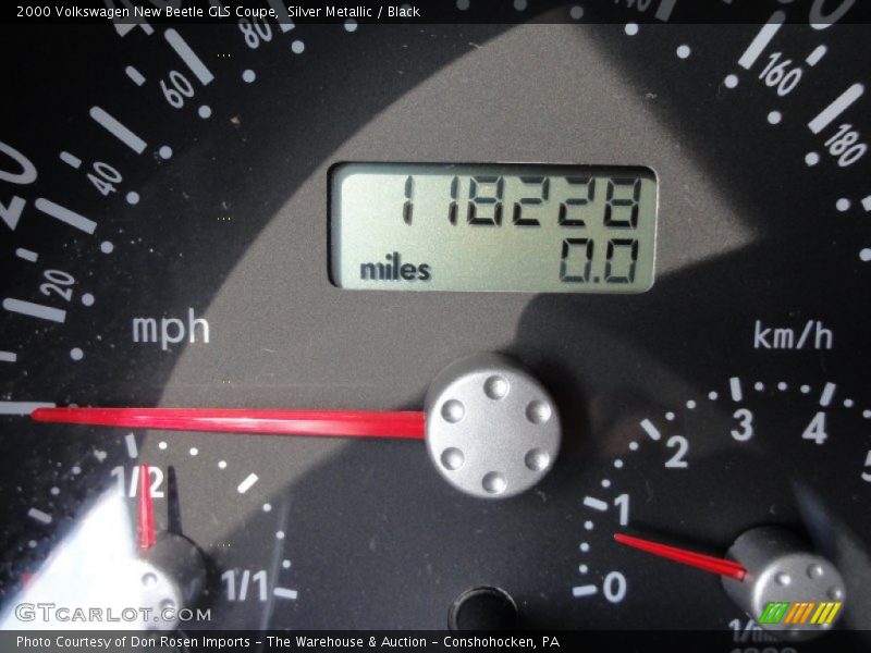 Silver Metallic / Black 2000 Volkswagen New Beetle GLS Coupe